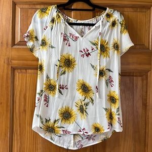Maurices Sunflower Top NWT